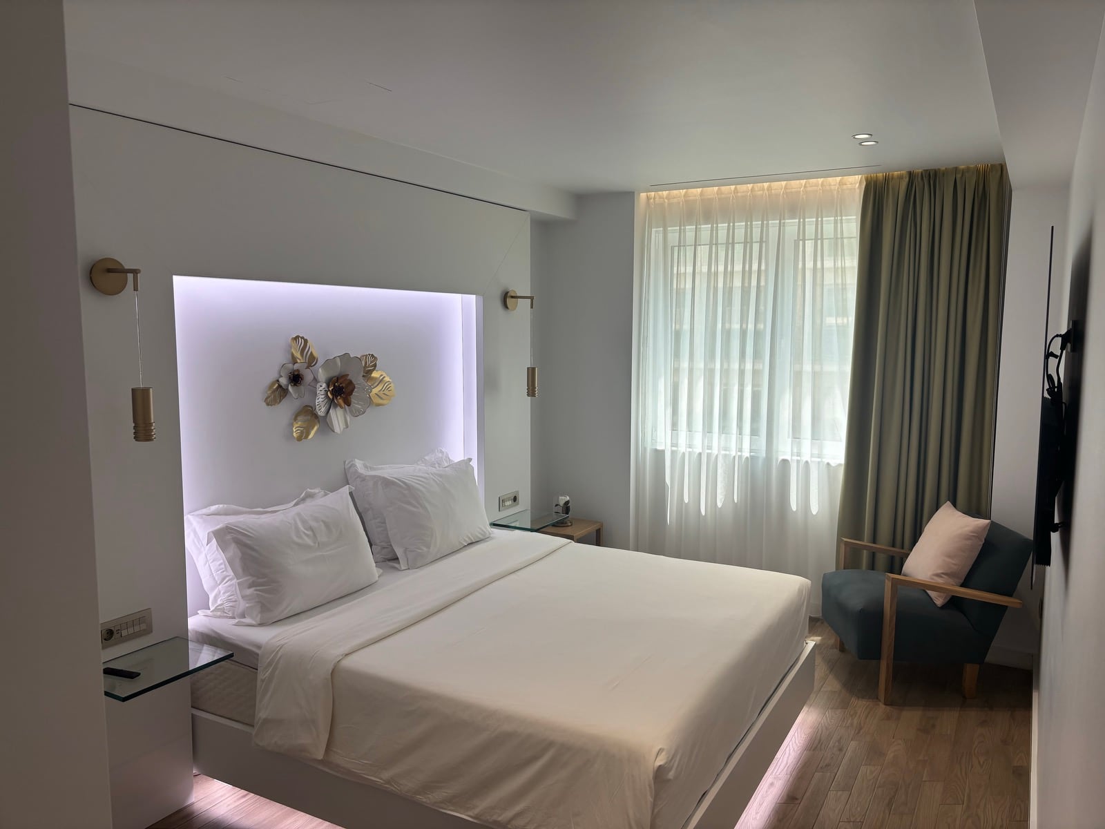 Lux Suite 302 - Photo 10