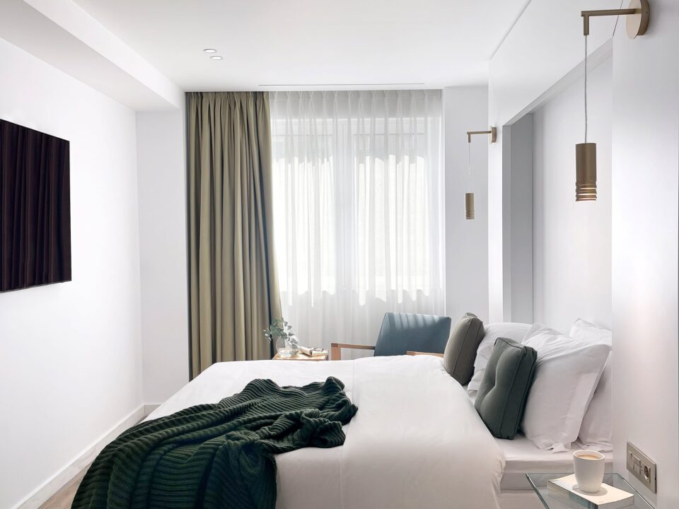 Lux Suite 303 - Photo 1